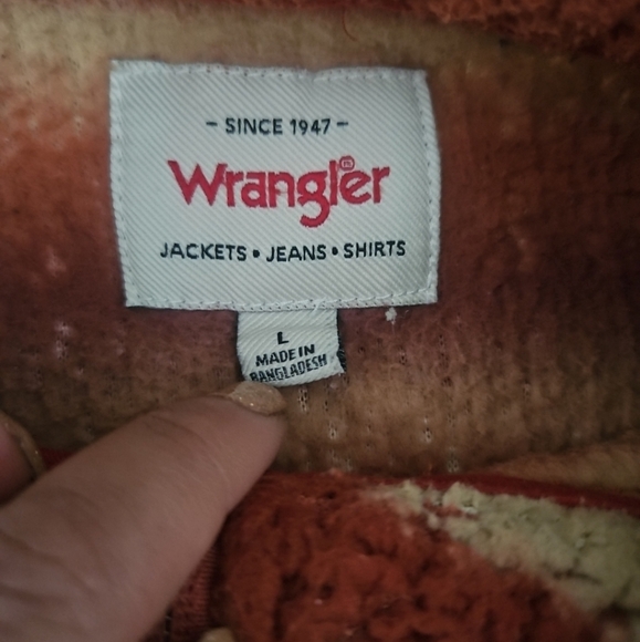 Wrangler Womens Retro Striped Sherpa Jacket in Red Gradient L - Picture 11 of 16